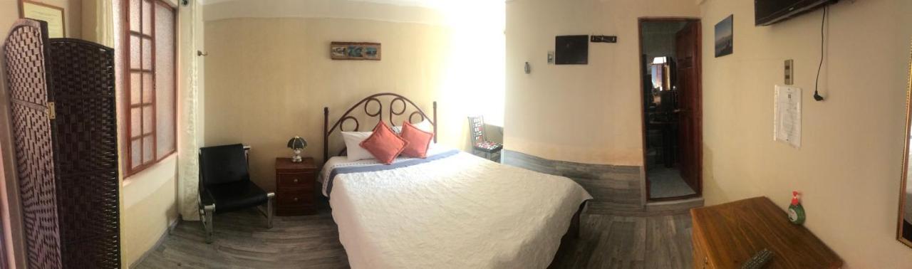 Tonito Hotel Ουγιούνι Εξωτερικό φωτογραφία