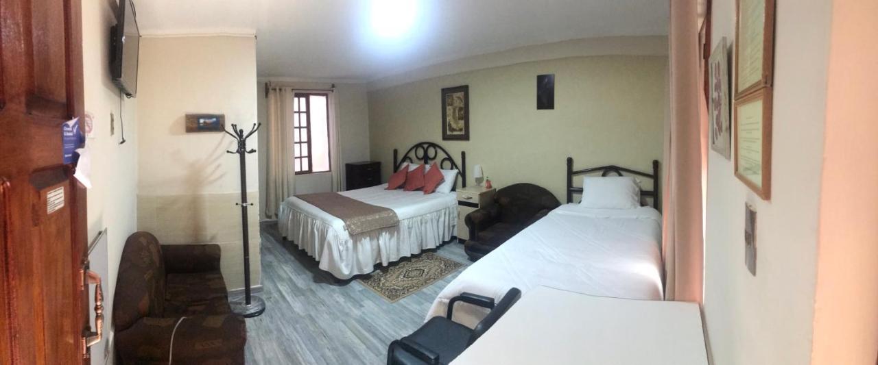 Tonito Hotel Ουγιούνι Εξωτερικό φωτογραφία
